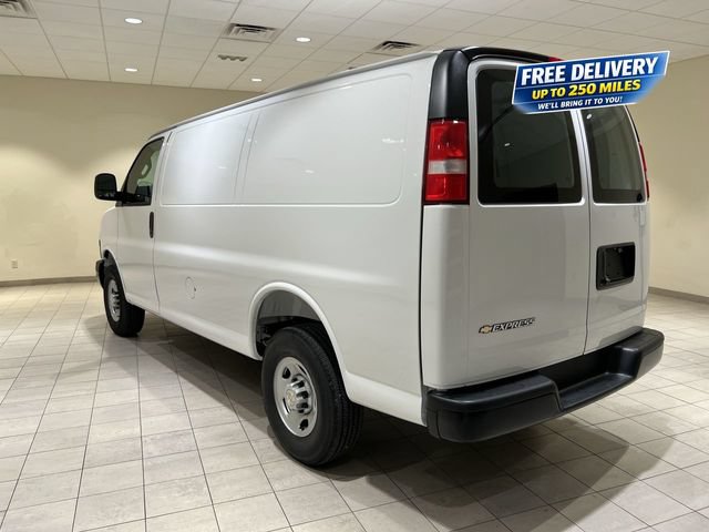 New 2026 Chevrolet Express 2500 w/ Driver Convenience Package RWD image 3