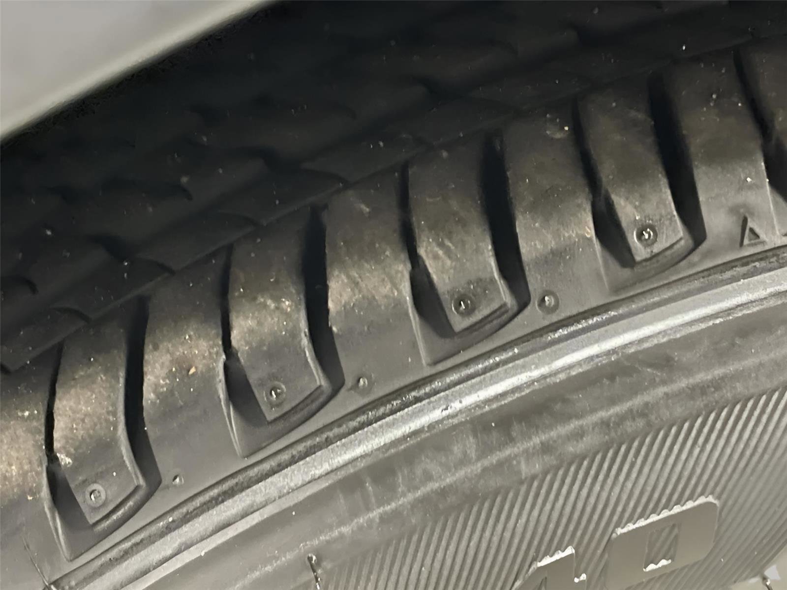 Used 2025 MINI Cooper 2-Door Hardtop image 28