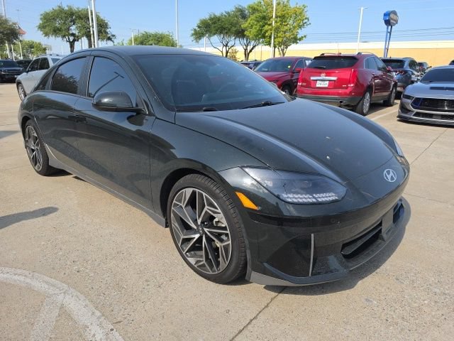Used 2023 Hyundai Ioniq 6 SEL RWD image 4