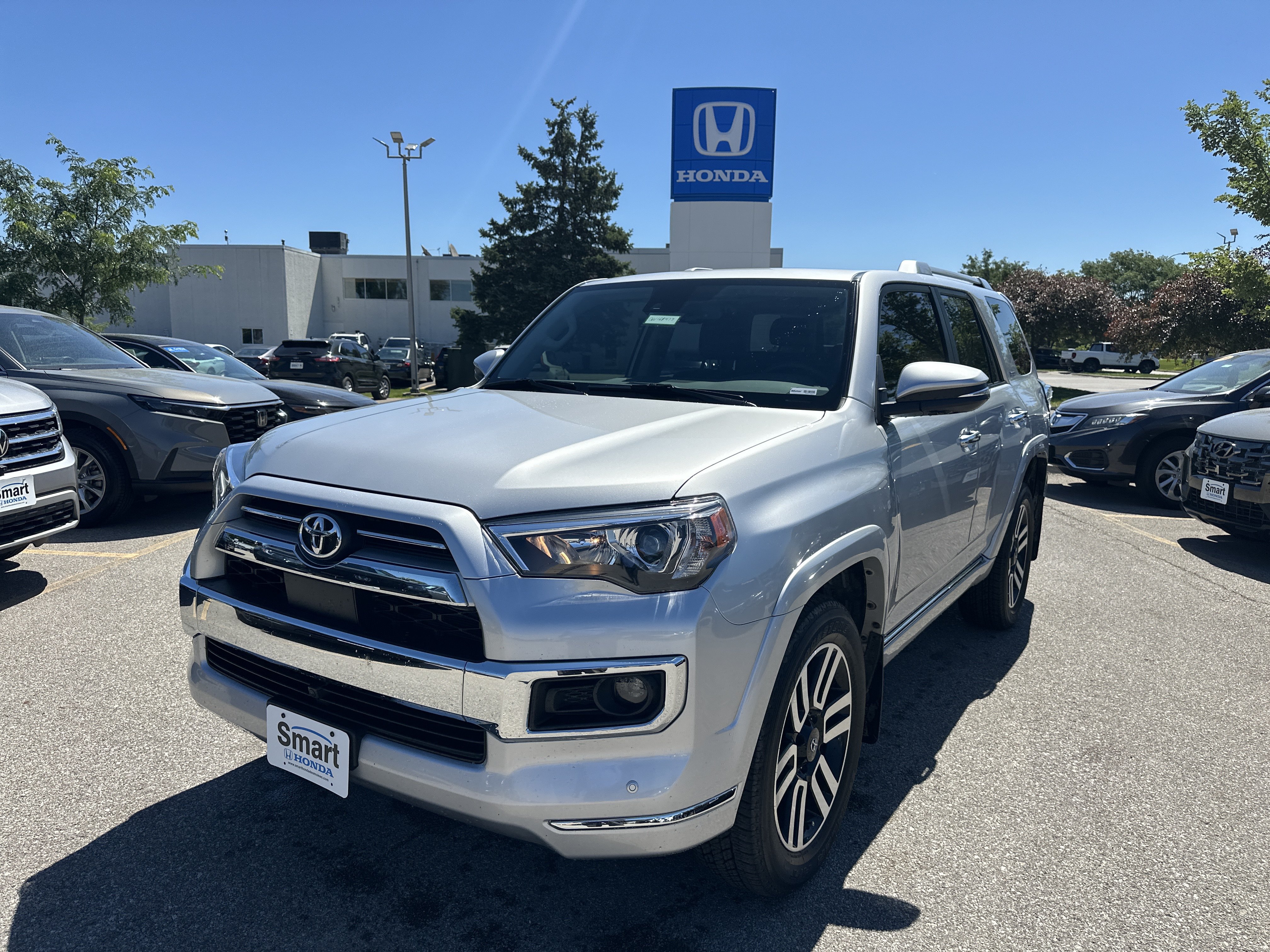 Used 2023 Toyota 4Runner Limited AWD/4WD image 1