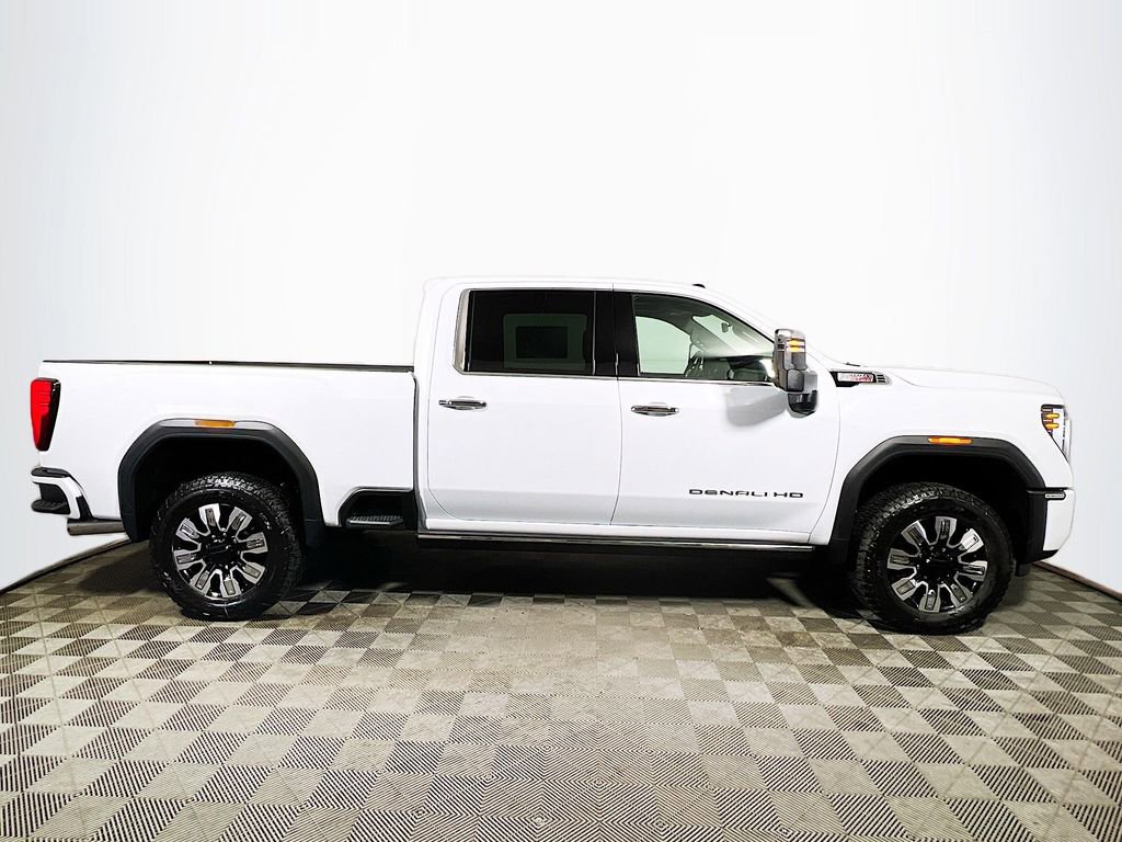 New 2026 GMC Sierra 2500 Denali w/ Denali Reserve Package AWD/4WD image 8