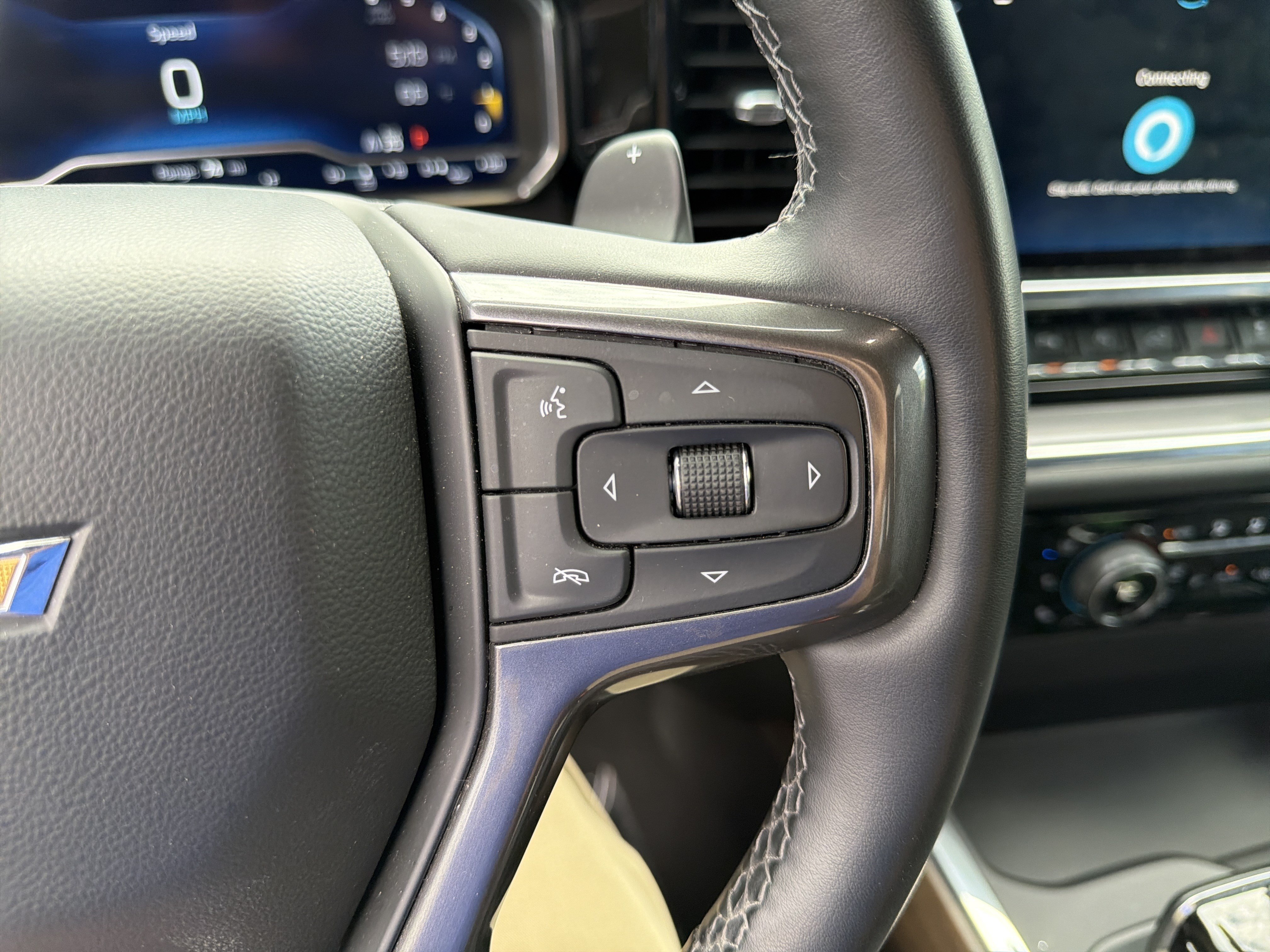 Used 2024 Chevrolet Silverado 1500 High Country AWD/4WD image 19