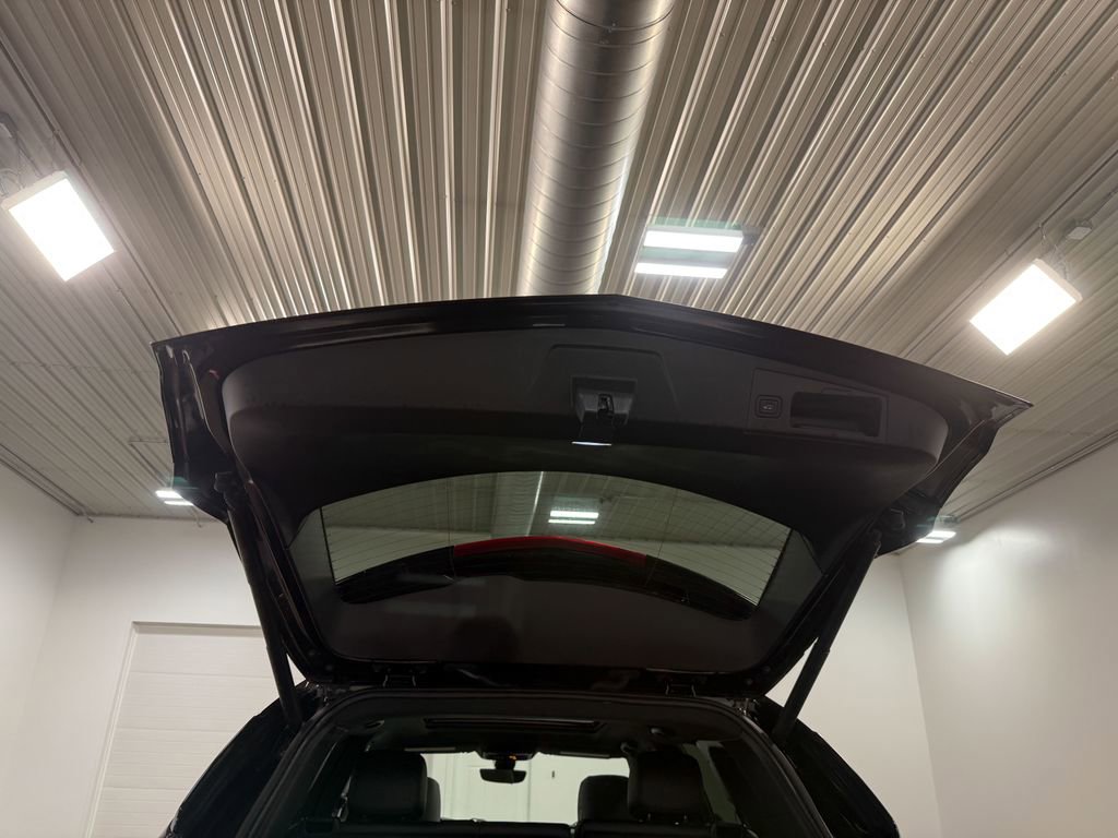 Used 2024 Cadillac XT5 Sportv w/ Technology Package image 74