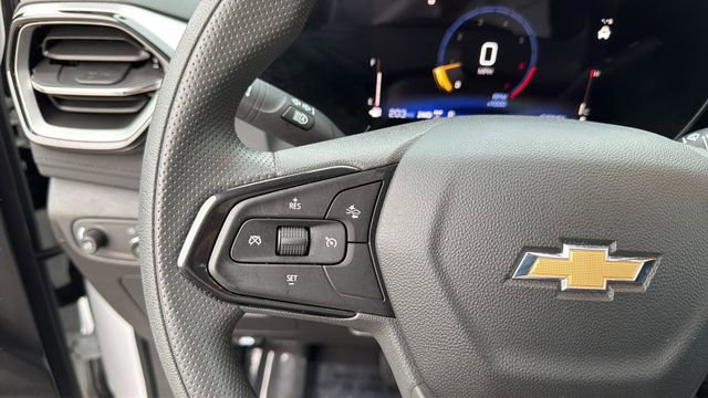 Used 2025 Chevrolet TrailBlazer LT AWD/4WD image 21