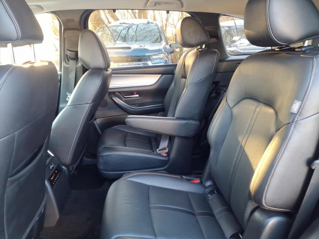 Used 2024 MAZDA CX-90 3.3 Turbo w/ Premium Package image 15