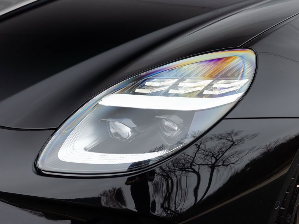 New 2026 Aston Martin V8 Vantage S image 15