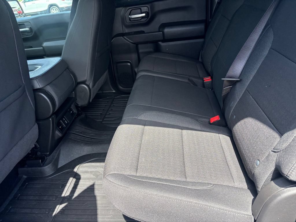 Used 2026 Chevrolet Silverado 1500 Custom AWD/4WD image 23
