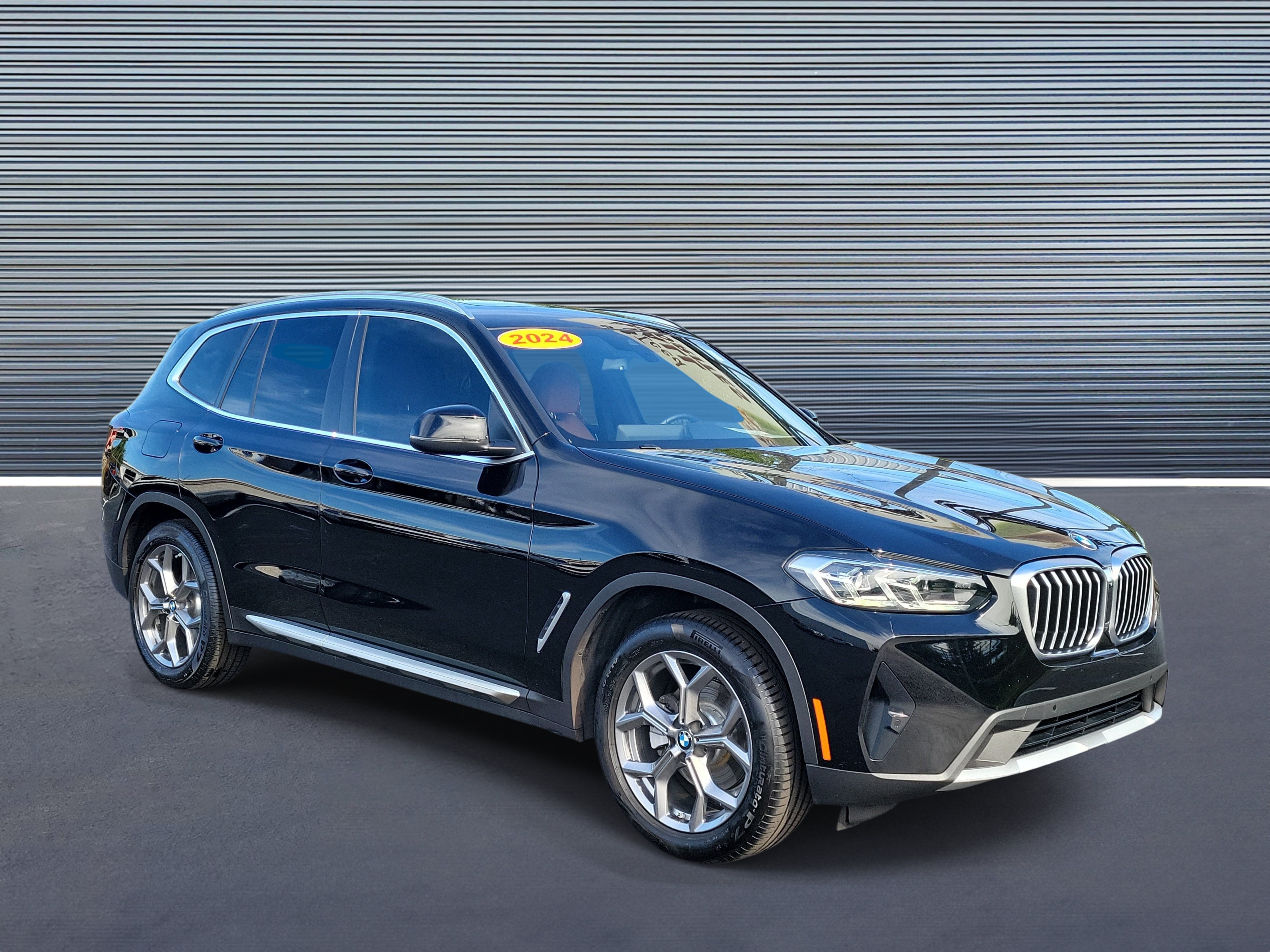 Used 2024 BMW X3 xDrive30i w/ Premium Package w/ZPA AWD/4WD image 2