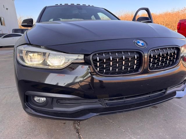Used 2018 BMW 320i xDrive Sedan image 7