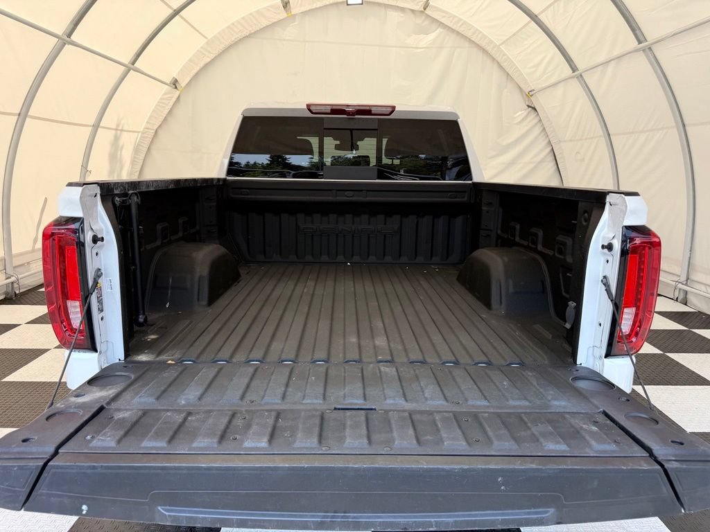 Used 2024 GMC Sierra 1500 Denali AWD/4WD image 5