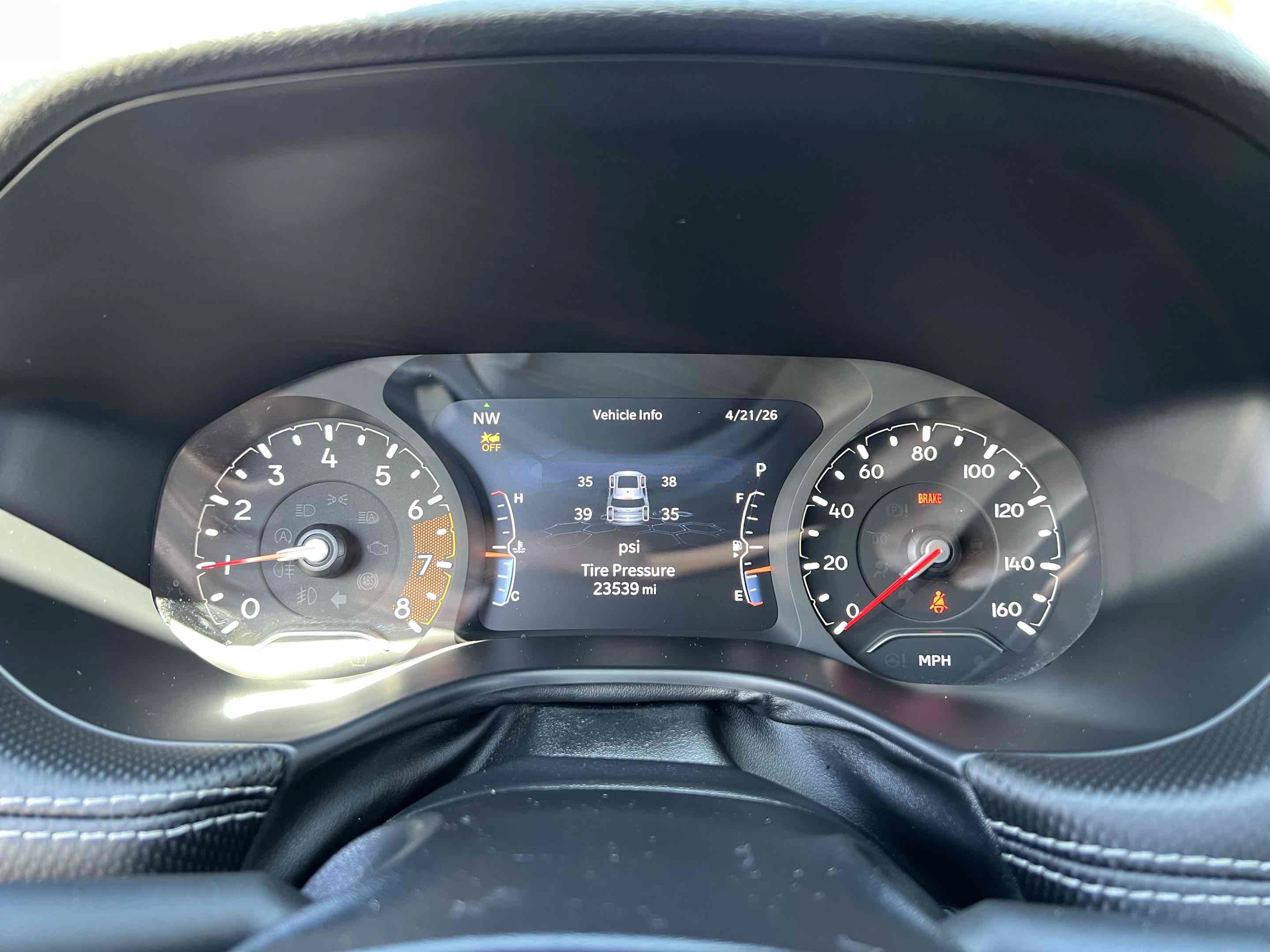 Used 2023 Jeep Compass Latitude AWD/4WD image 42
