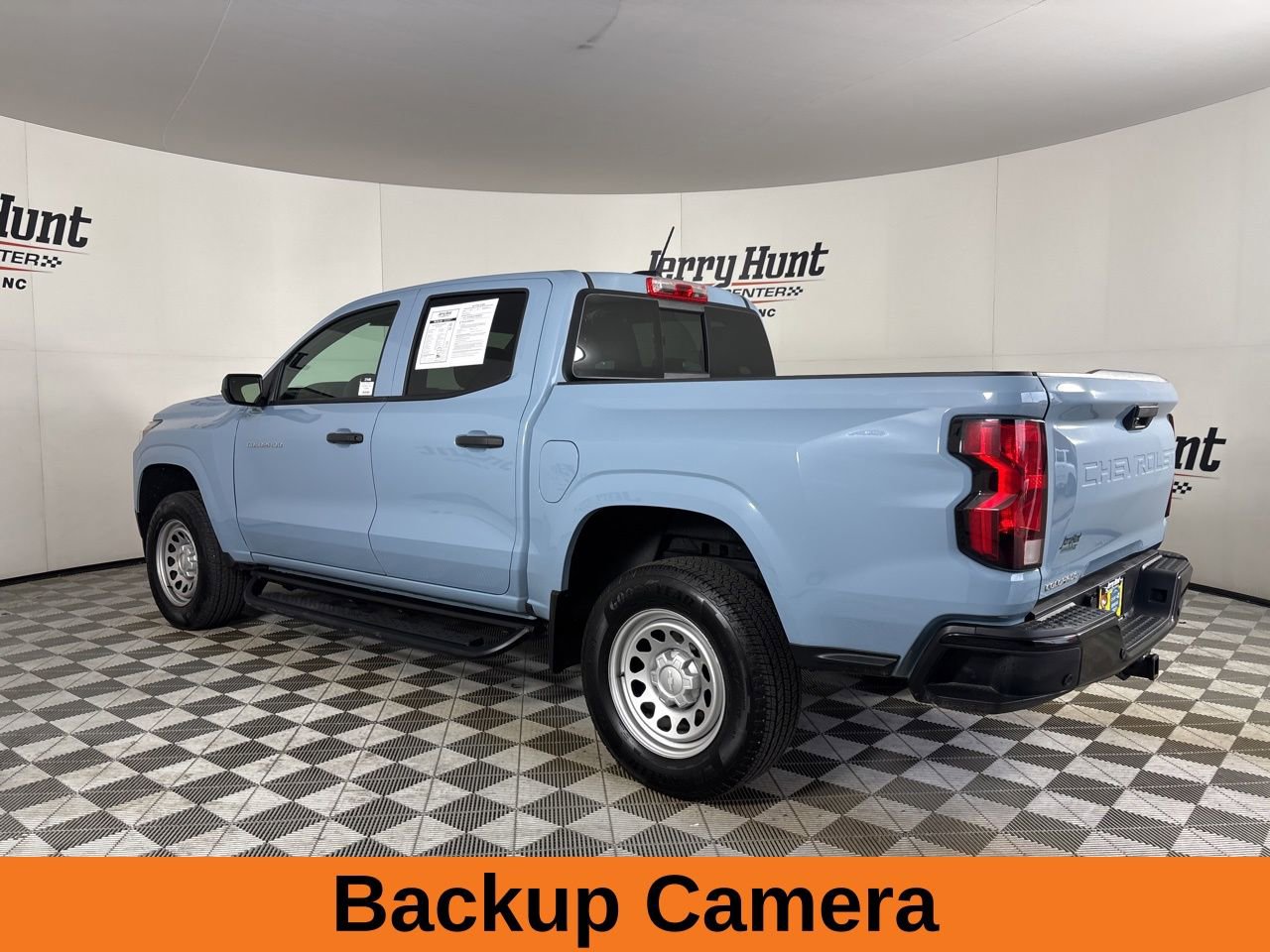Used 2025 Chevrolet Colorado W/T w/ Advanced Trailering Package image 7