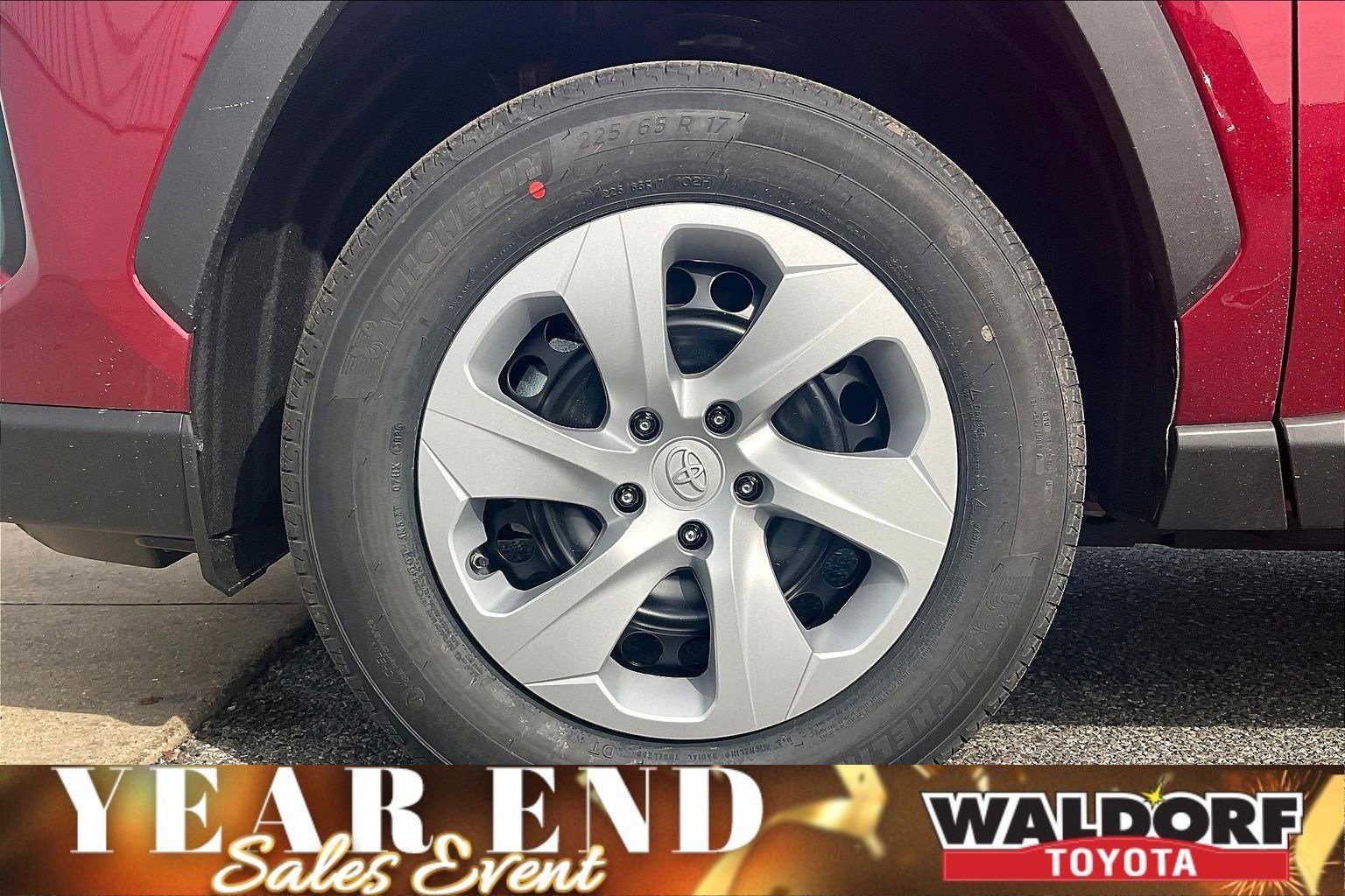 New 2025 Toyota RAV4 LE image 15