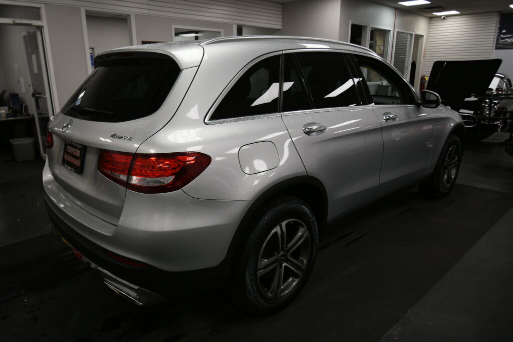 Used 2019 Mercedes-Benz GLC 300 4MATIC image 7