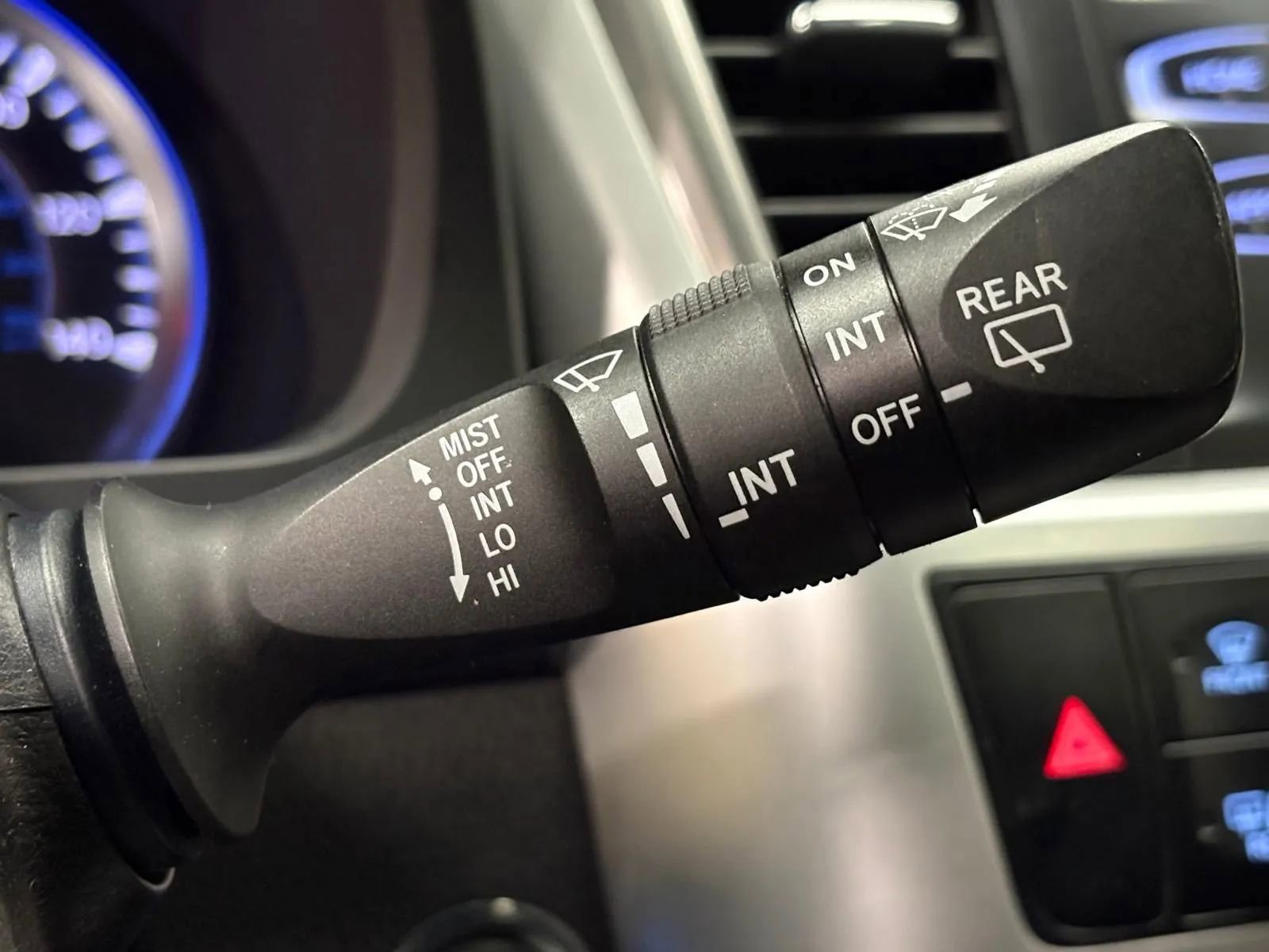 Used 2015 Toyota Highlander XLE image 38