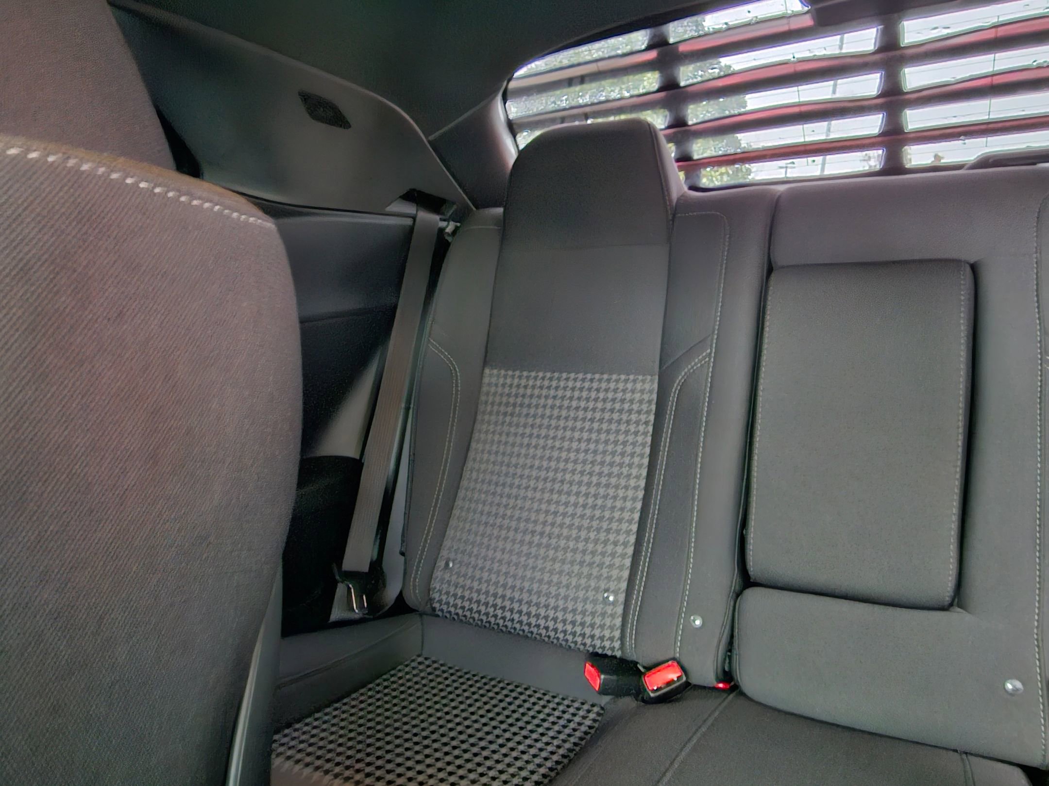 Used 2015 Dodge Challenger R/T w/ Quick Order Package 22B R/T image 23