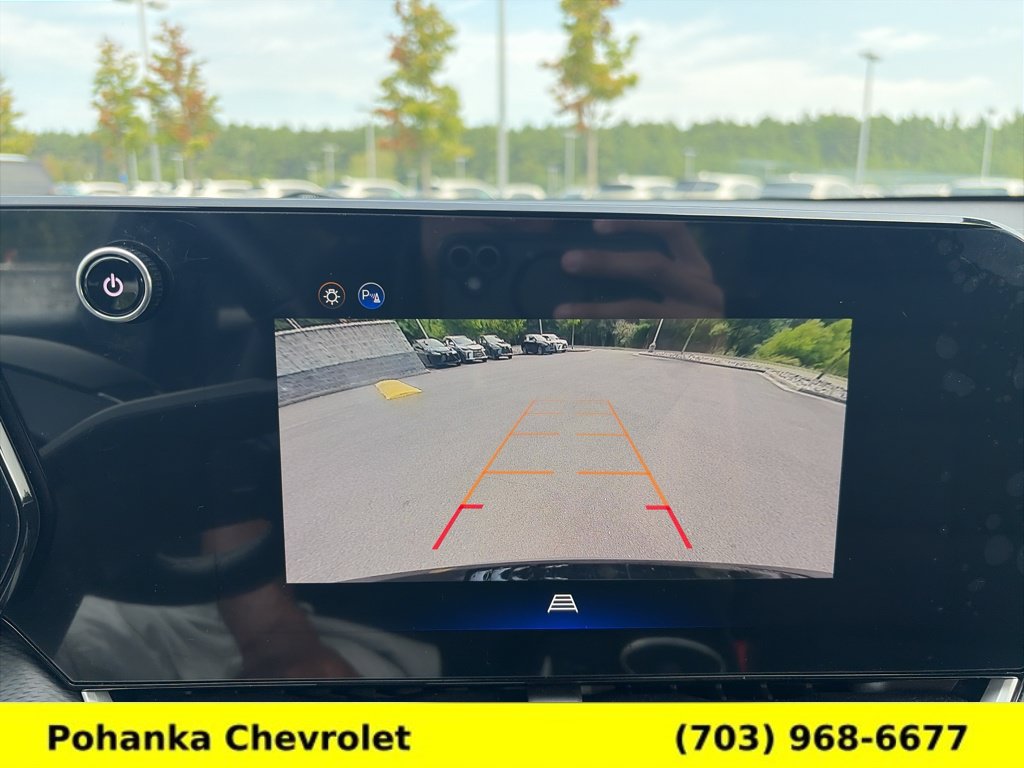 Certified 2026 Chevrolet Equinox LT AWD/4WD image 12