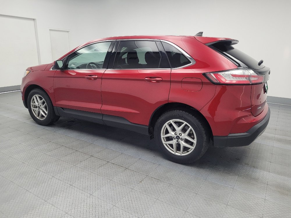 Used 2023 Ford Edge SEL image 3