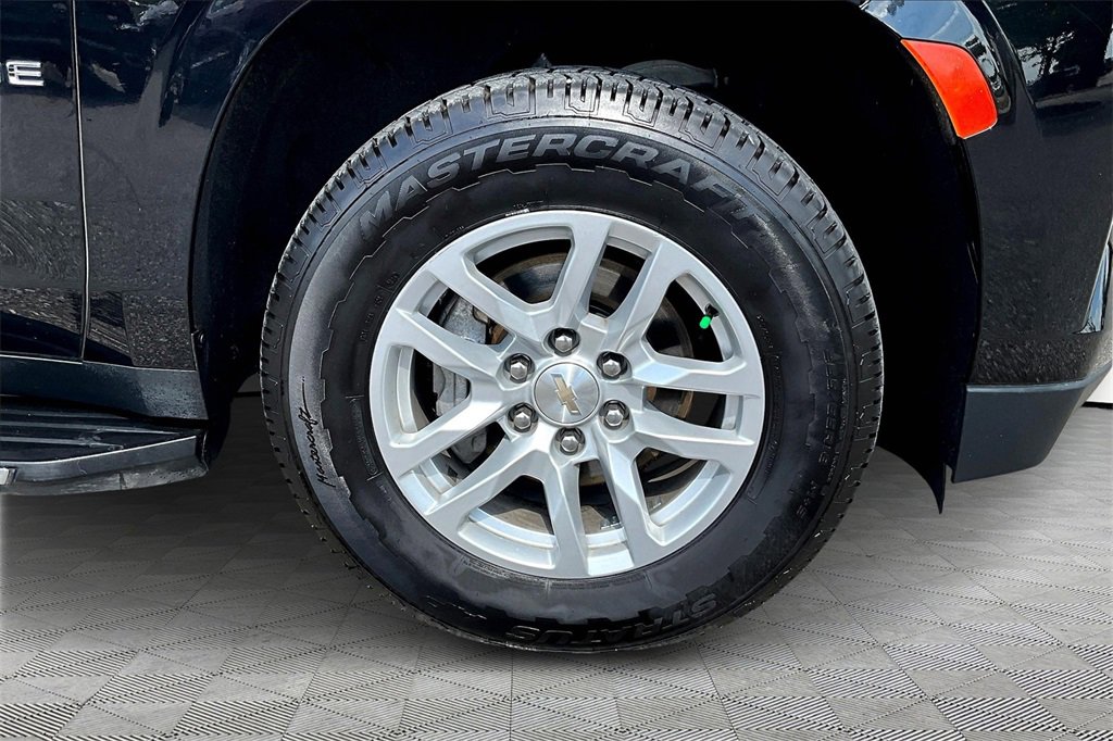 Used 2023 Chevrolet Tahoe LT image 9