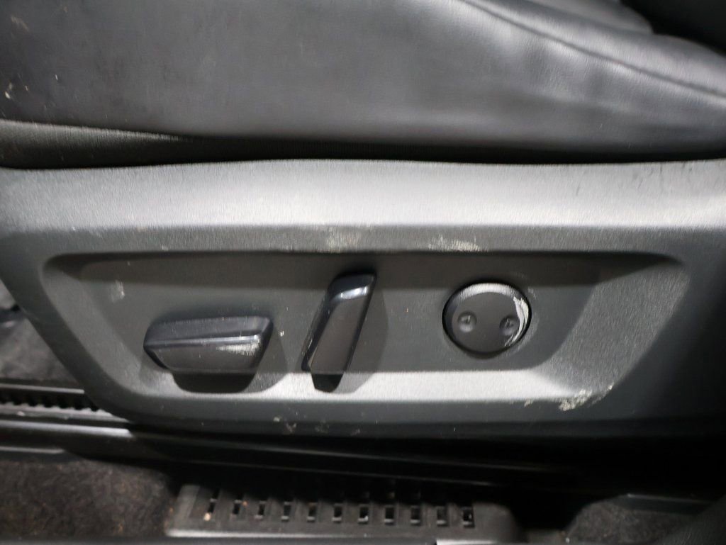 Used 2023 Nissan Rogue SV w/ SV Premium B Package image 14