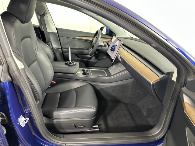 Used 2023 Tesla Model 3 Standard Range image 26