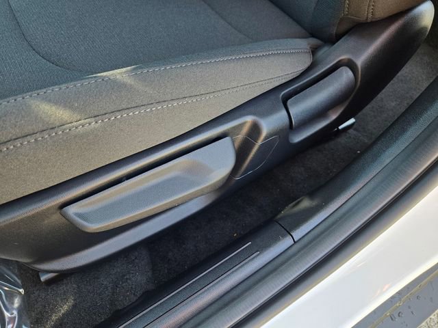 New 2026 Kia K4 LXS image 25