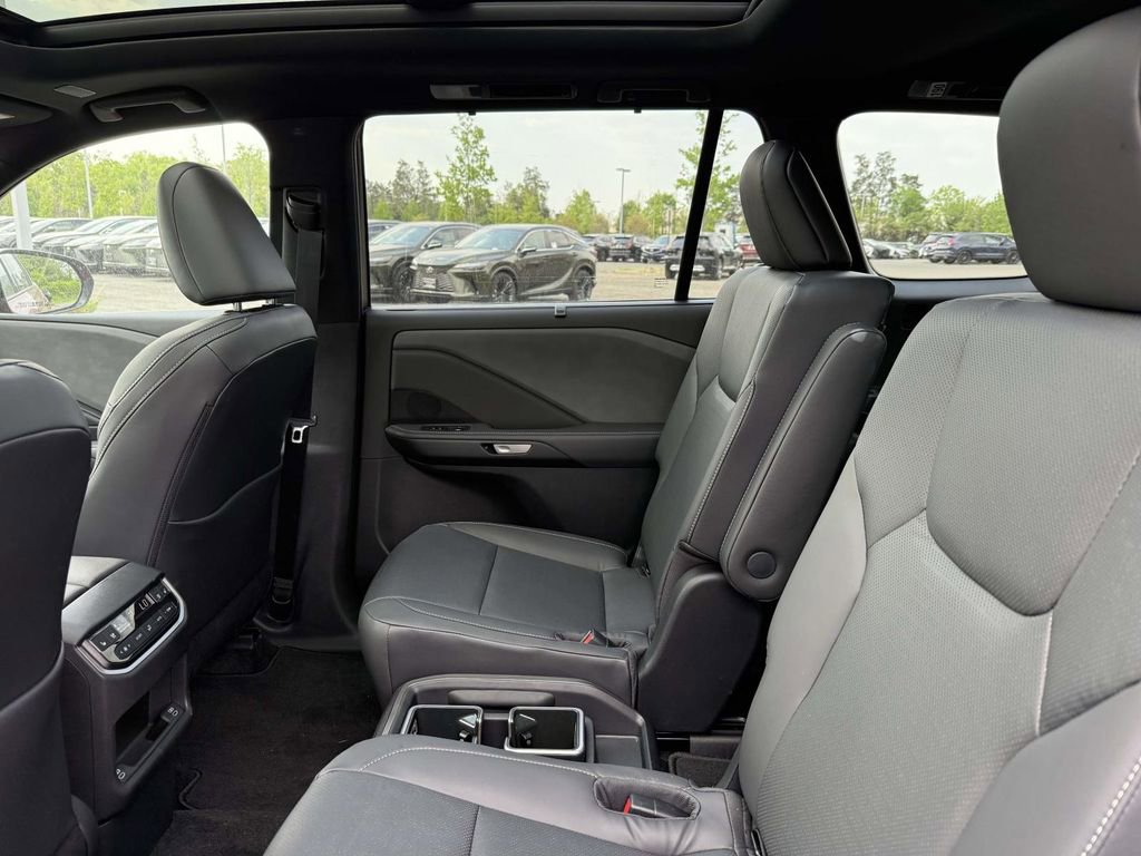 Used 2026 Lexus TX 350 AWD w/ Technology Package image 18