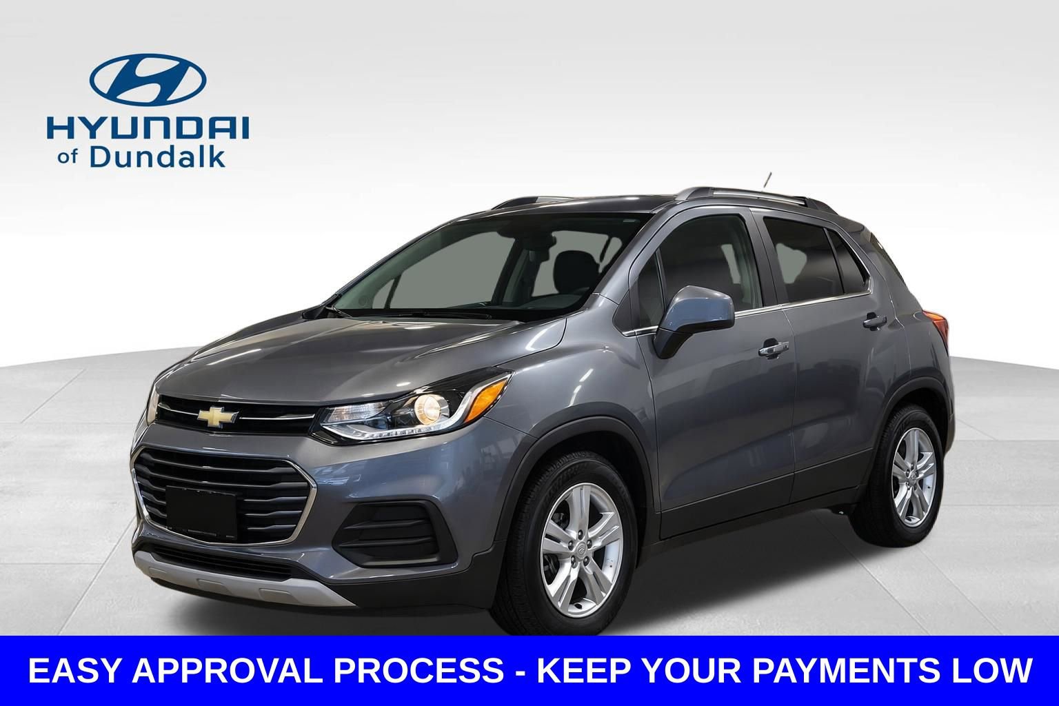 Used 2019 Chevrolet Trax LT w/ LT Convenience Package FWD image 1