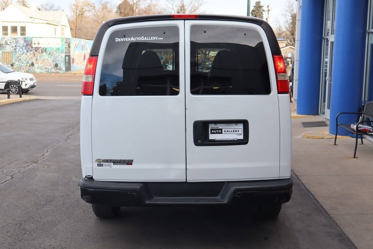 Used 2012 Chevrolet Express 1500 Work Van image 4