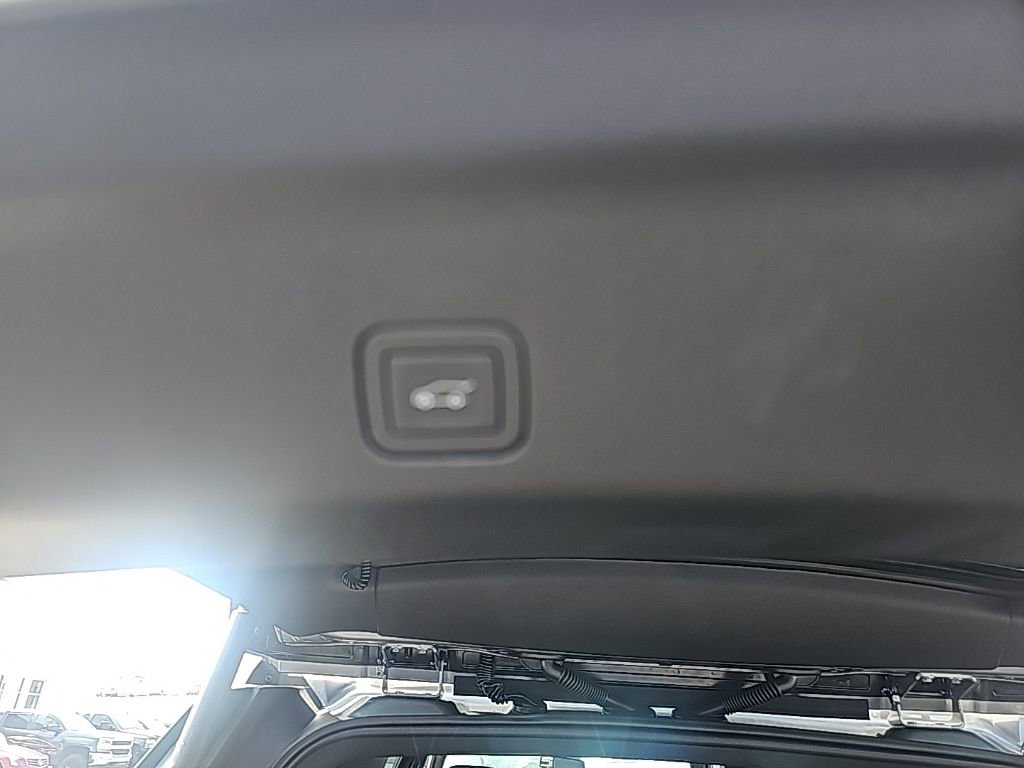 New 2026 Chevrolet Suburban LT w/ Comfort Package image 24