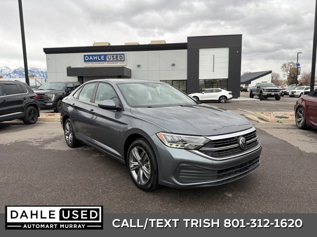 Used 2024 Volkswagen Jetta SE