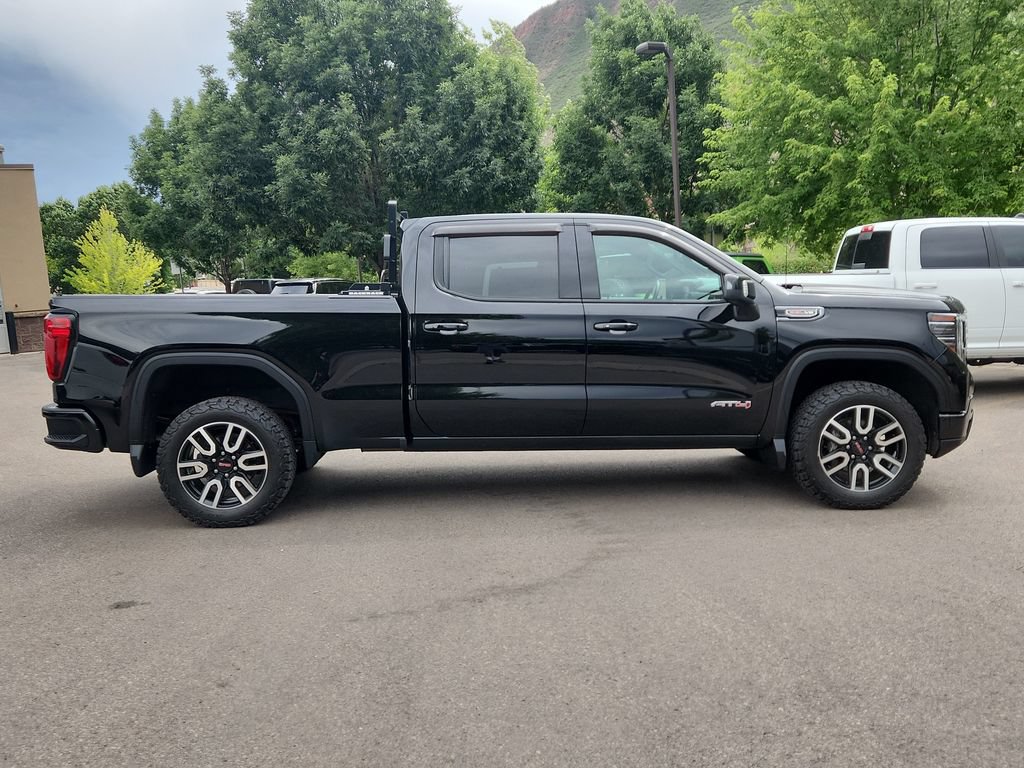 Used 2023 GMC Sierra 1500 AT4 w/ Technology Package AWD/4WD image 2