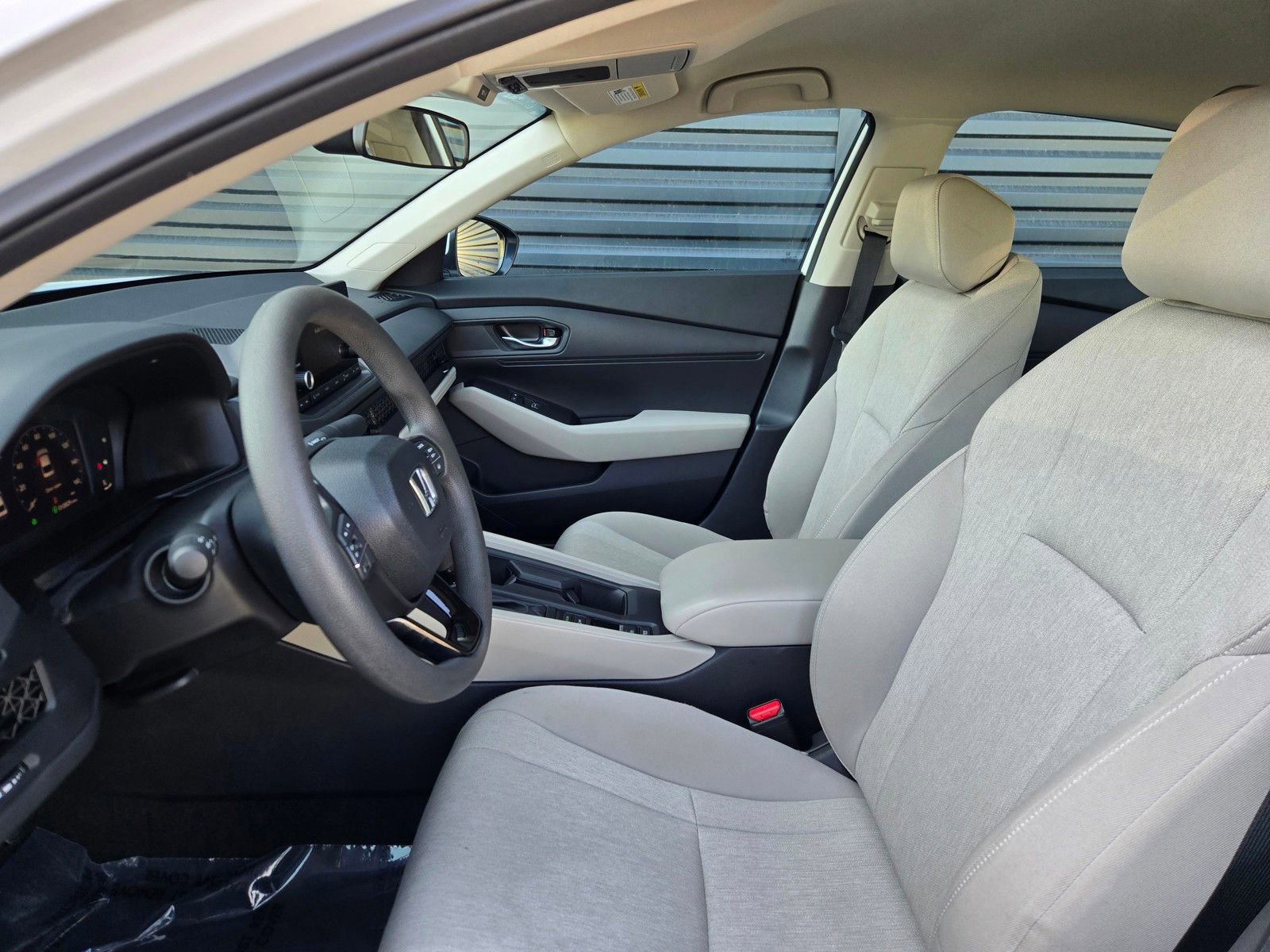 Used 2025 Honda Accord LX image 26