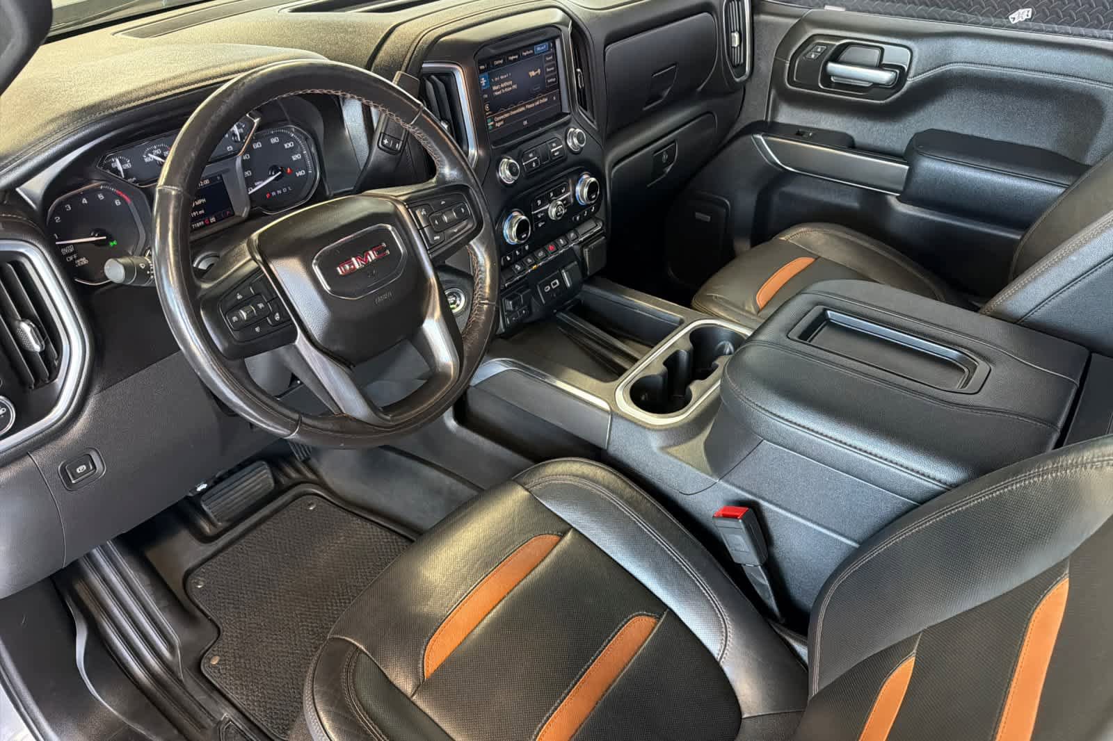 Used 2021 GMC Sierra 1500 AT4 w/ AT4 Preferred Package AWD/4WD image 13