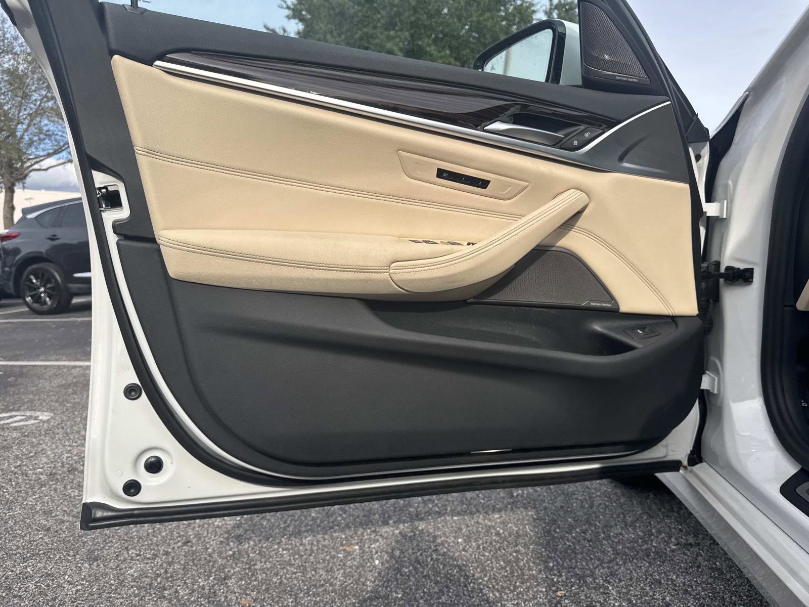 Certified 2023 BMW 540i 540i w/ Premium Package image 16