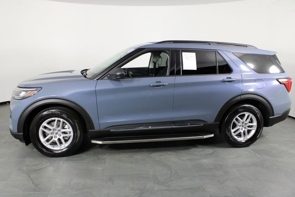 Used 2025 Ford Explorer Active image 9