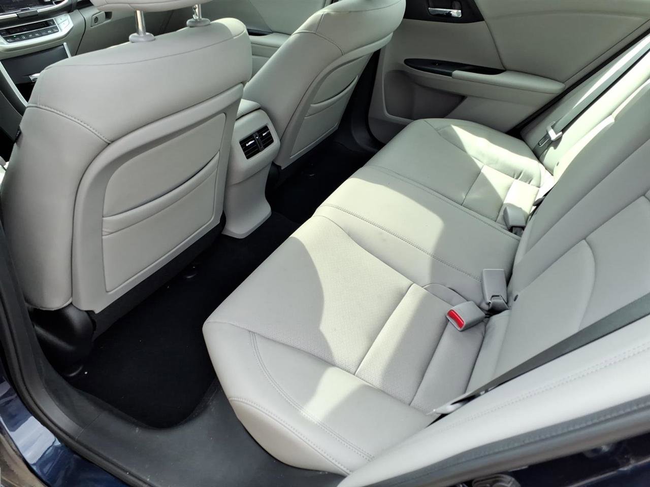 Used 2014 Honda Accord EX-L image 9