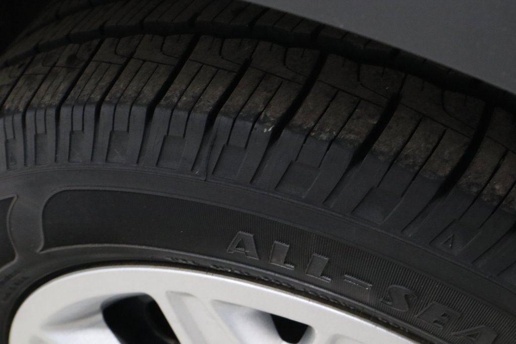 Used 2013 Ford Escape S image 19