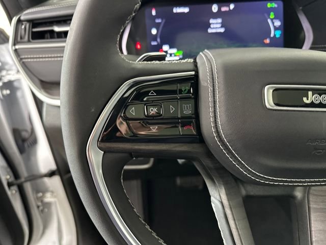 Used 2022 Jeep Grand Cherokee Overland image 15