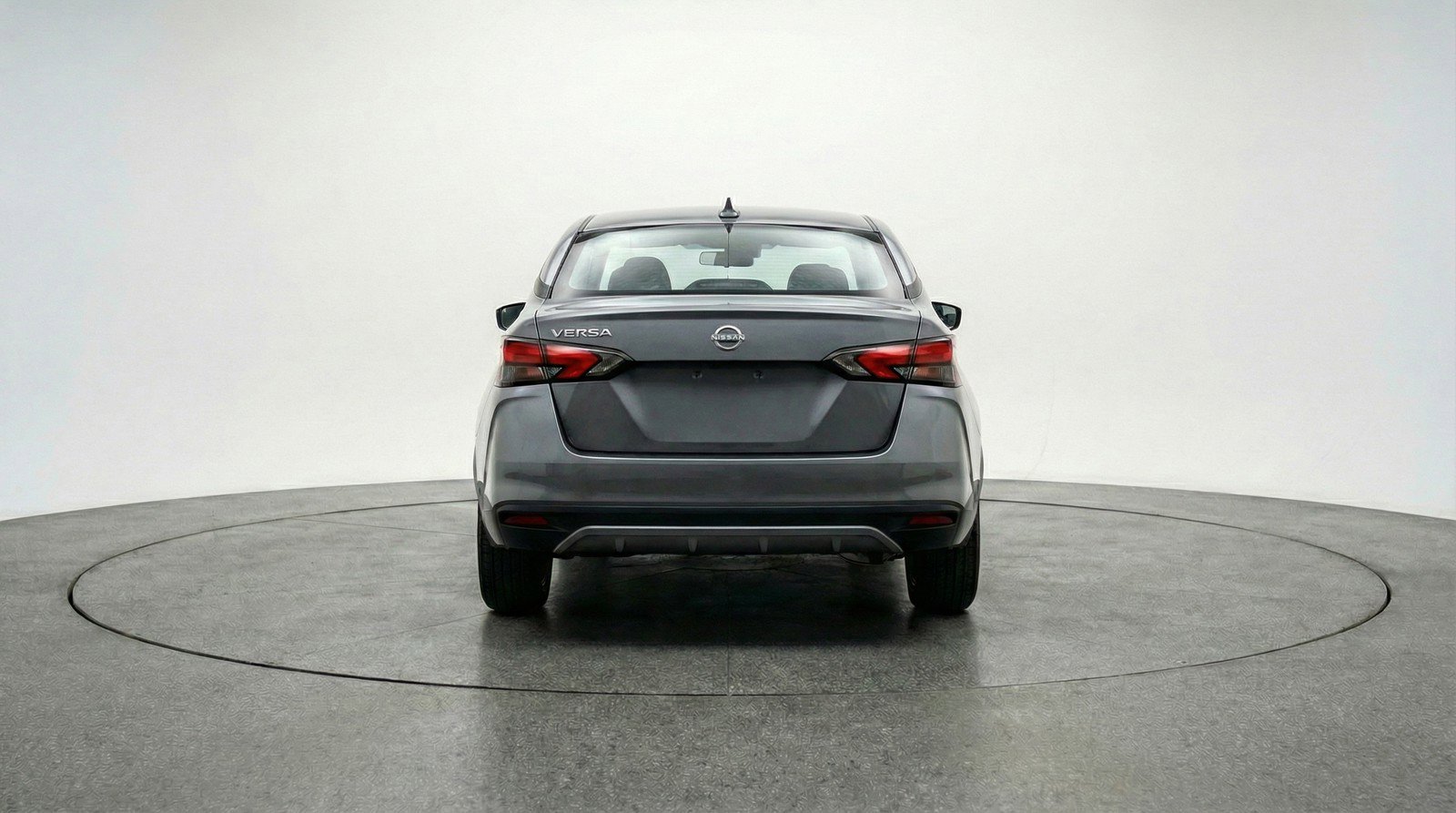 Used 2025 Nissan Versa SV image 7