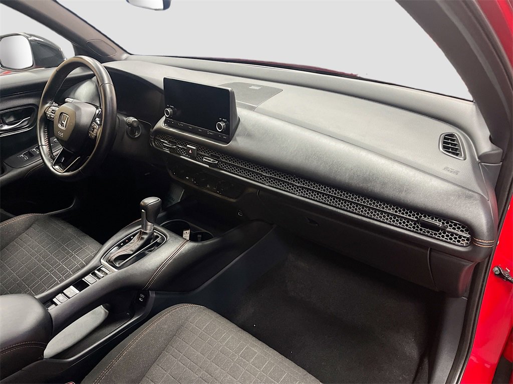 Used 2025 Honda HR-V Sport image 27