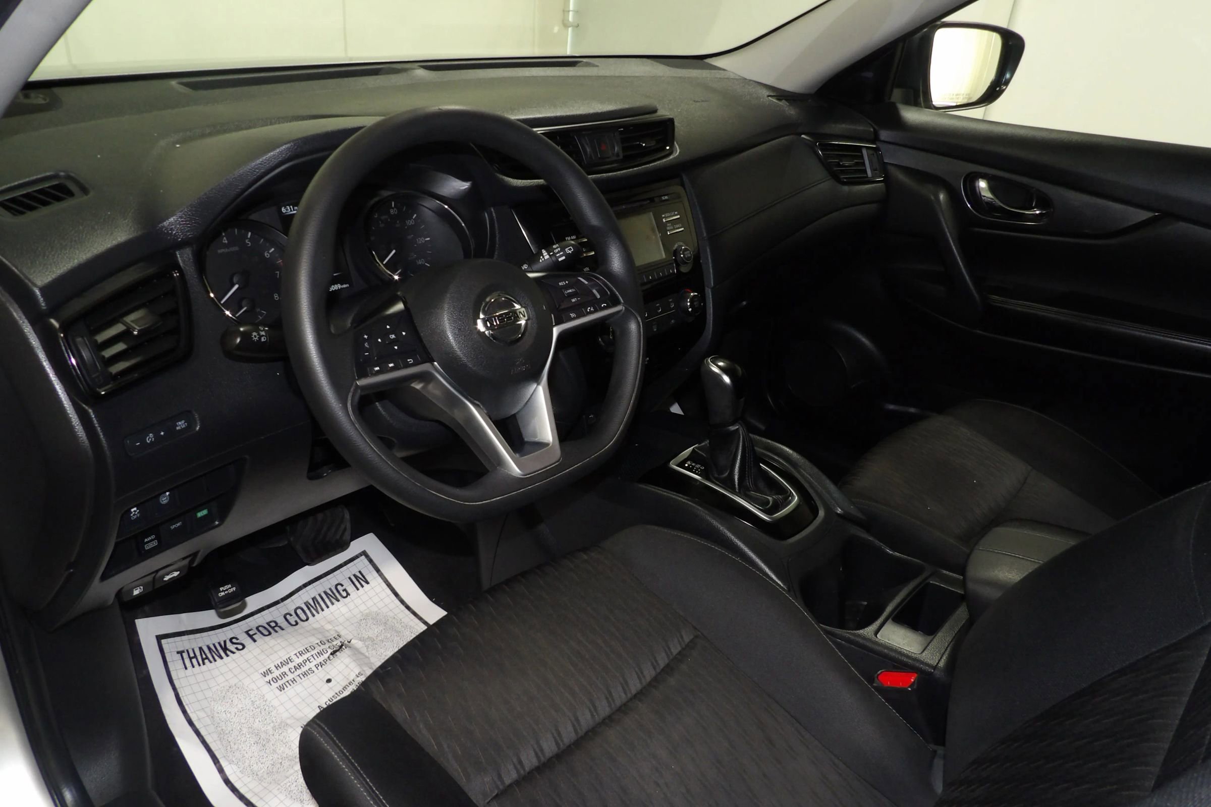 Used 2017 Nissan Rogue S image 10