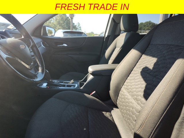 Used 2020 Chevrolet Equinox LT w/ Driver Convenience Package AWD/4WD image 10