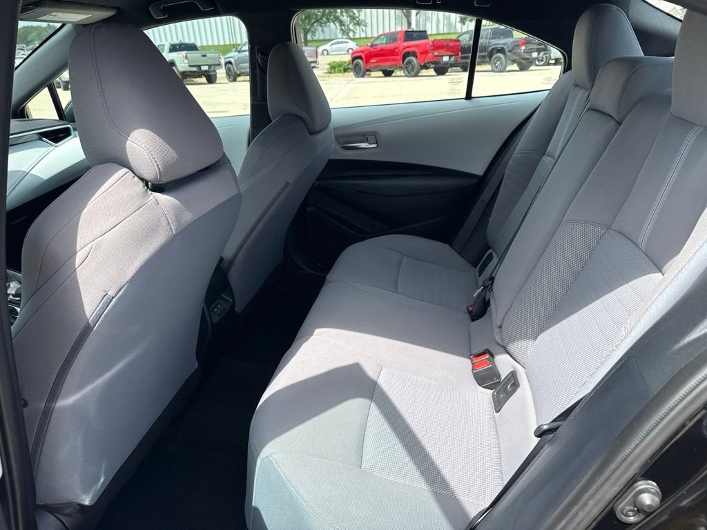 Certified 2023 Toyota Corolla SE w/ Carpet Mat Package (TMS) FWD image 9