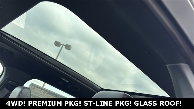 New 2026 Ford Explorer ST-Line w/ ST-Line Street Pack image 8