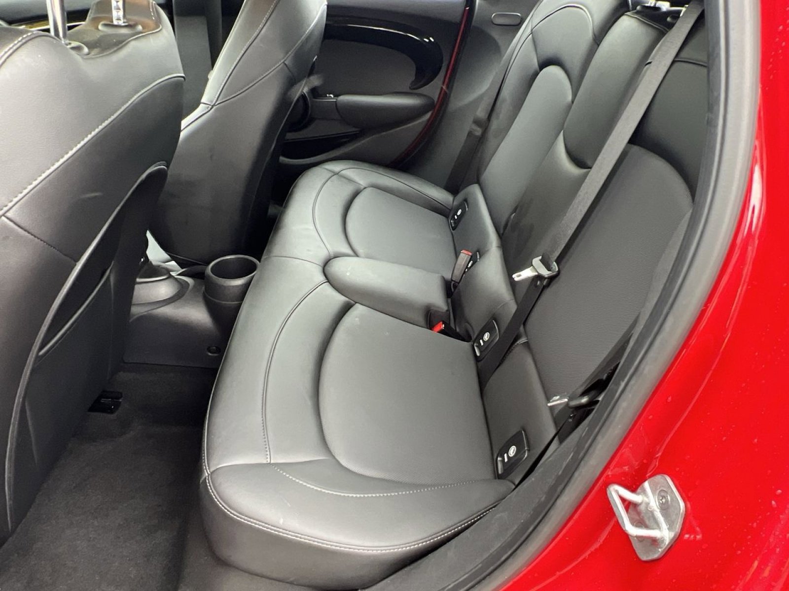 Used 2021 MINI Cooper S image 26