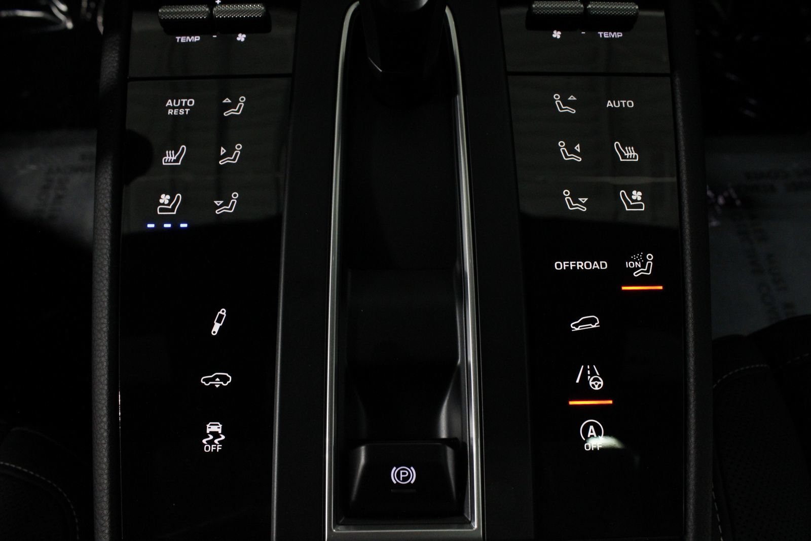 New 2026 Porsche Macan S AWD/4WD image 35