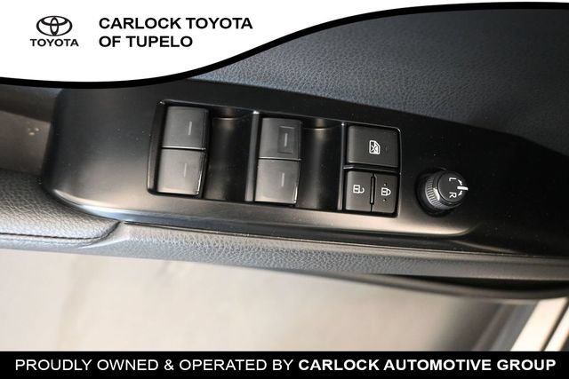 Used 2025 Toyota Camry XSE FWD image 27