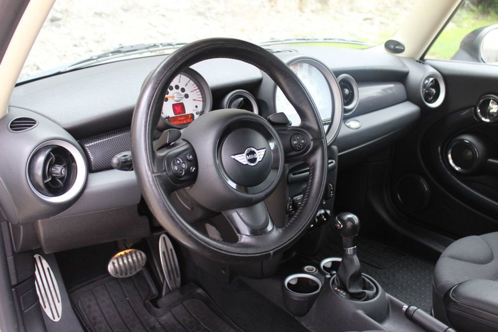 Used 2011 MINI Cooper Clubman S image 15