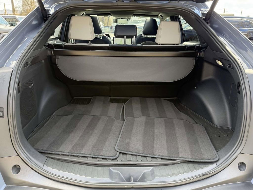 Used 2025 Subaru Solterra Touring image 11